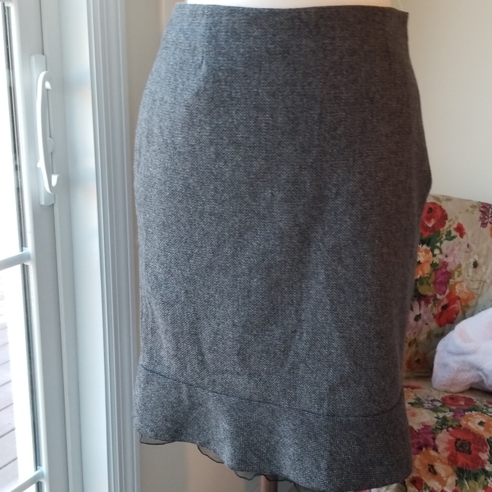 Willi Smith Made in Italy Wool/Cashmere Mix Skirt. - Picture 2 of 9